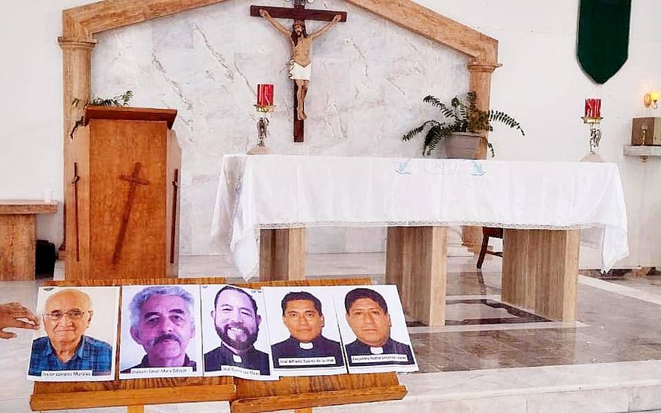 Iglesias de Torreón ponen altares a sacerdotes asesinados - El Sol de la  Laguna | Noticias Locales, Policiacas, sobre México, Coahuila y el Mundo